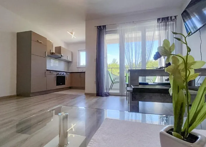Appartement Gorgeous In With Wifi Bibinje
